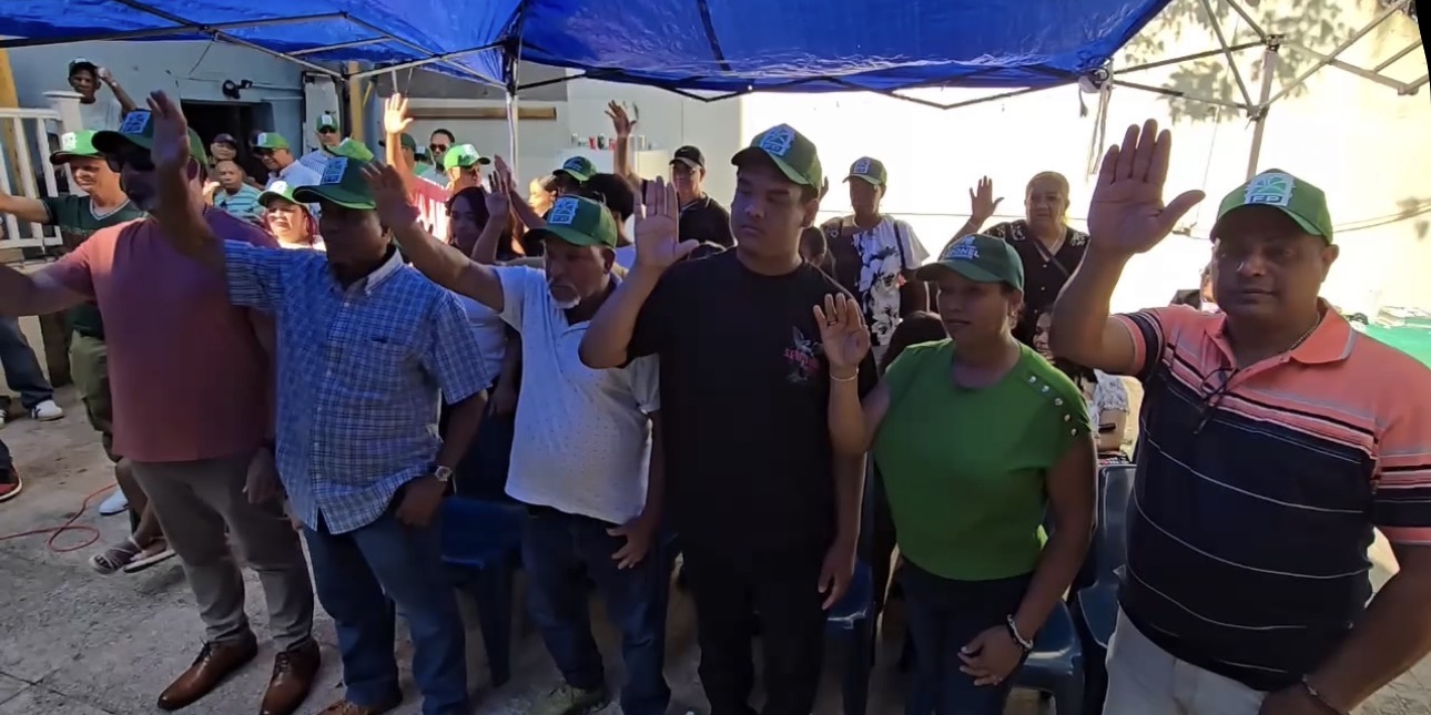 Juramentan nuevos miembros Fuerza del Pueblo Nueva York  - Image 2