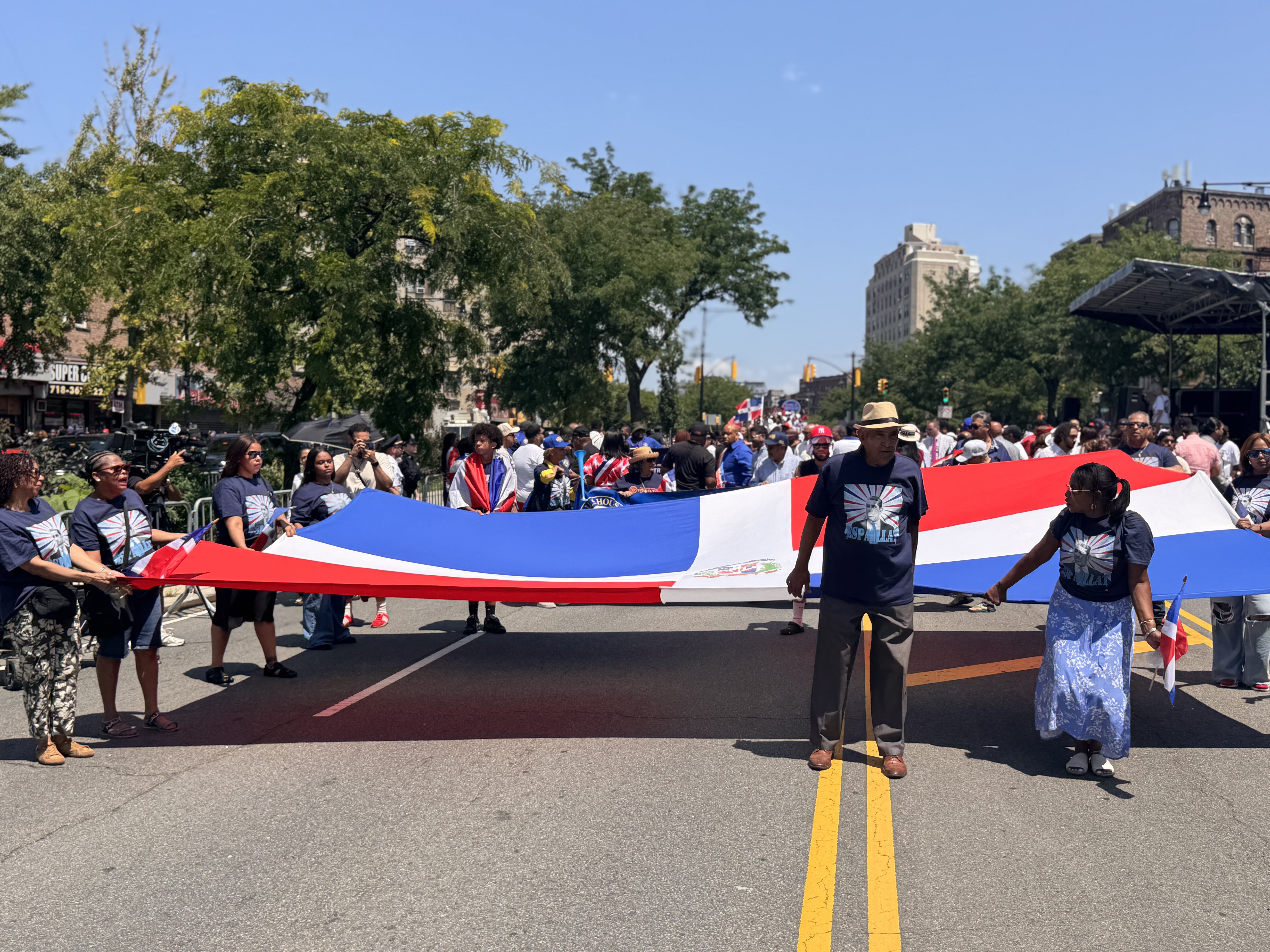 Hacen llamado a la unidad durante desayuno Grand Parada Dominicana de El Bronx - Image 3