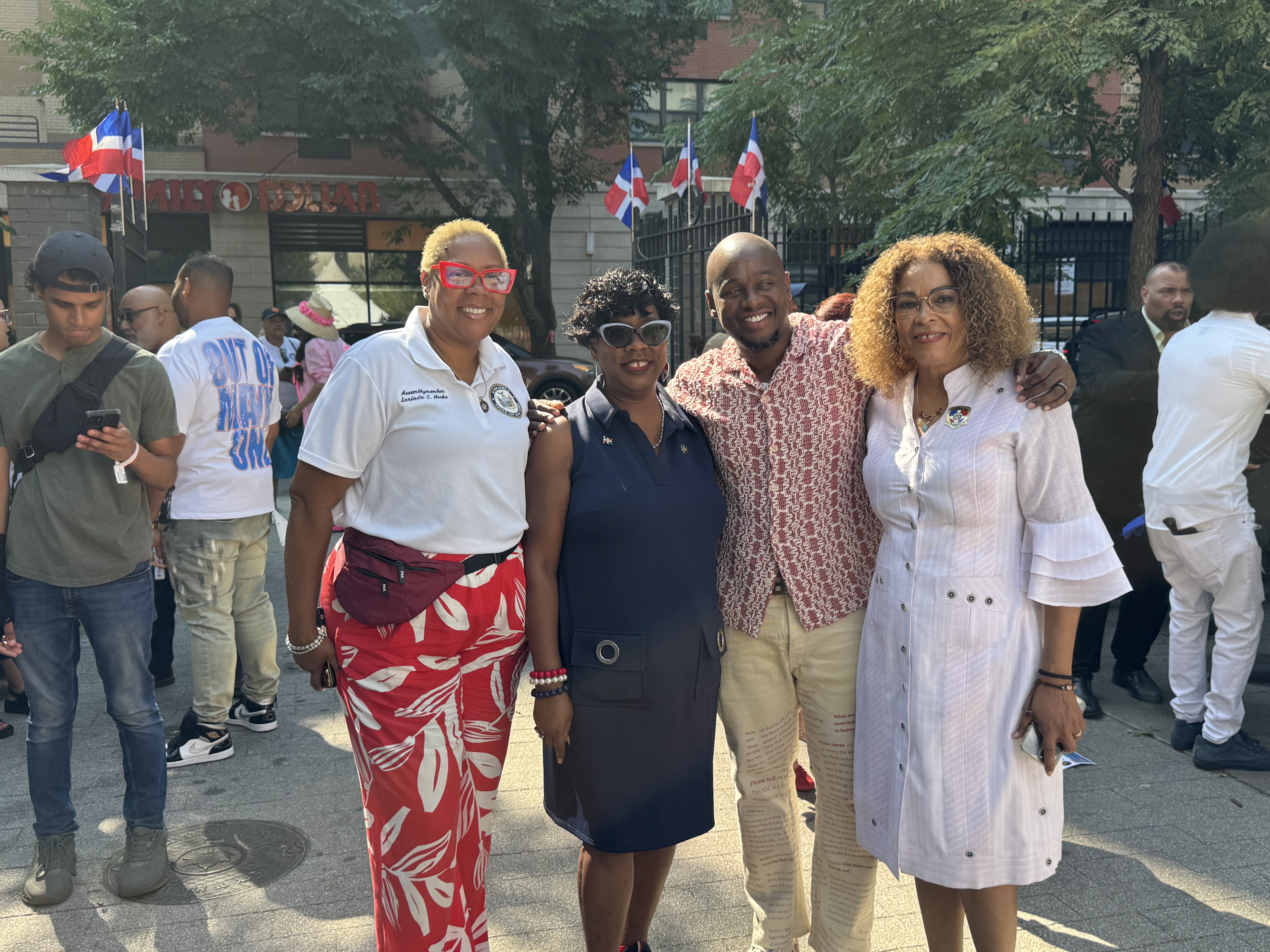 Hacen llamado a la unidad durante desayuno Grand Parada Dominicana de El Bronx - Image 4