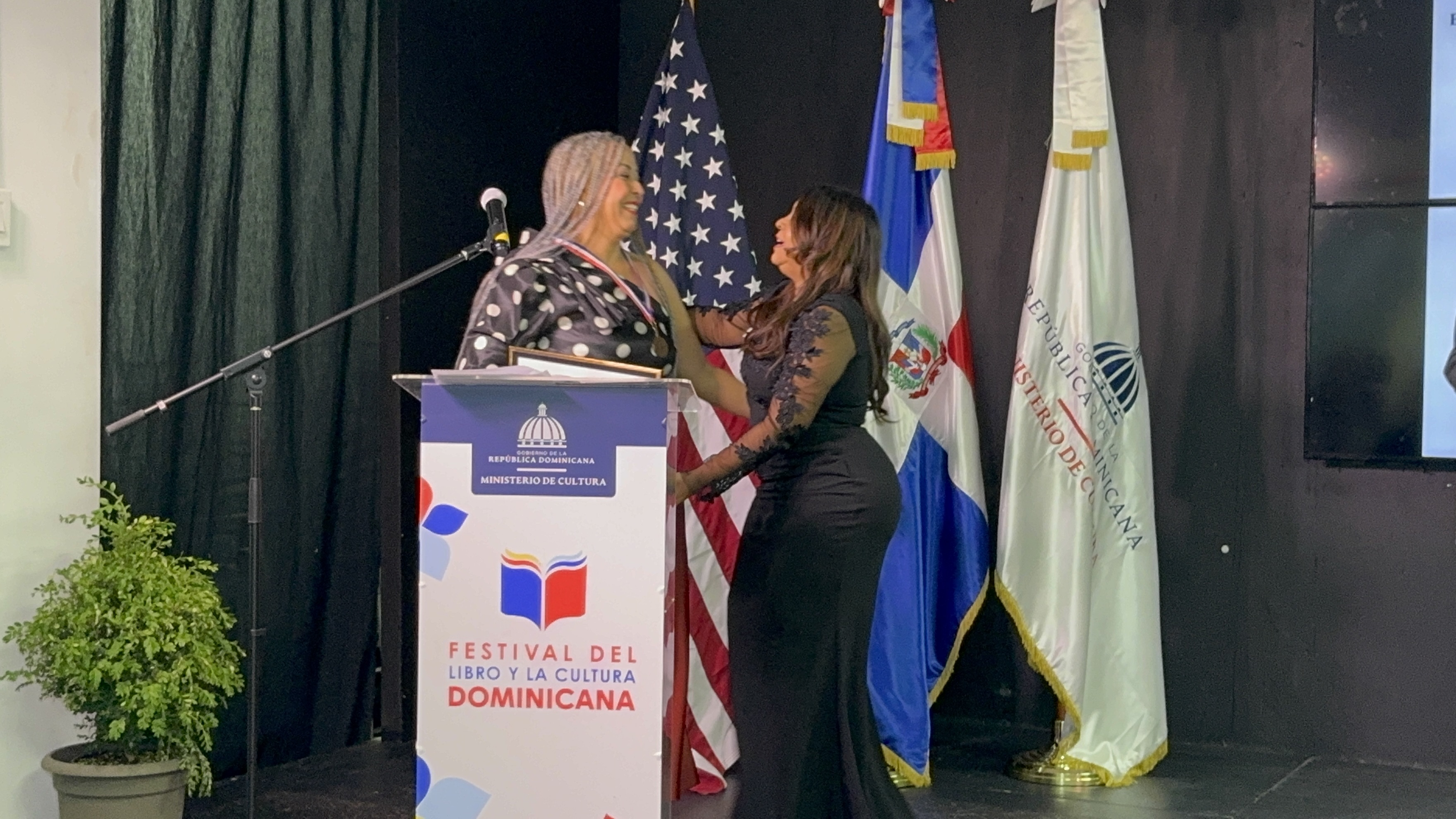 PRESENTA EN NUEVA YORK "ENLAZANDO HISTORIAS DE ÉXITO" - Image 3