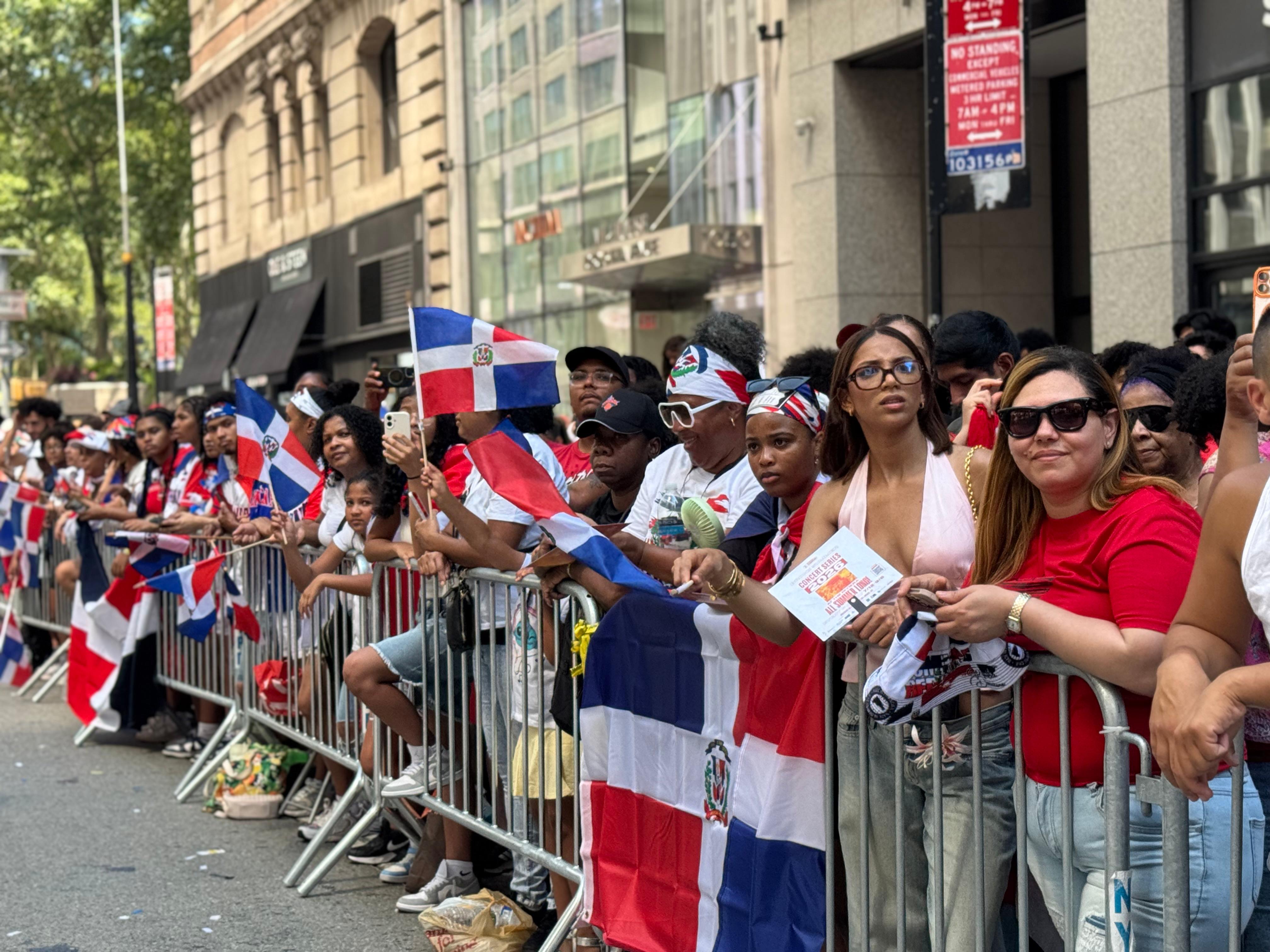 Nueva York se viste con los colores de la República Domincana en 44to Desfile Nacional - Image 2