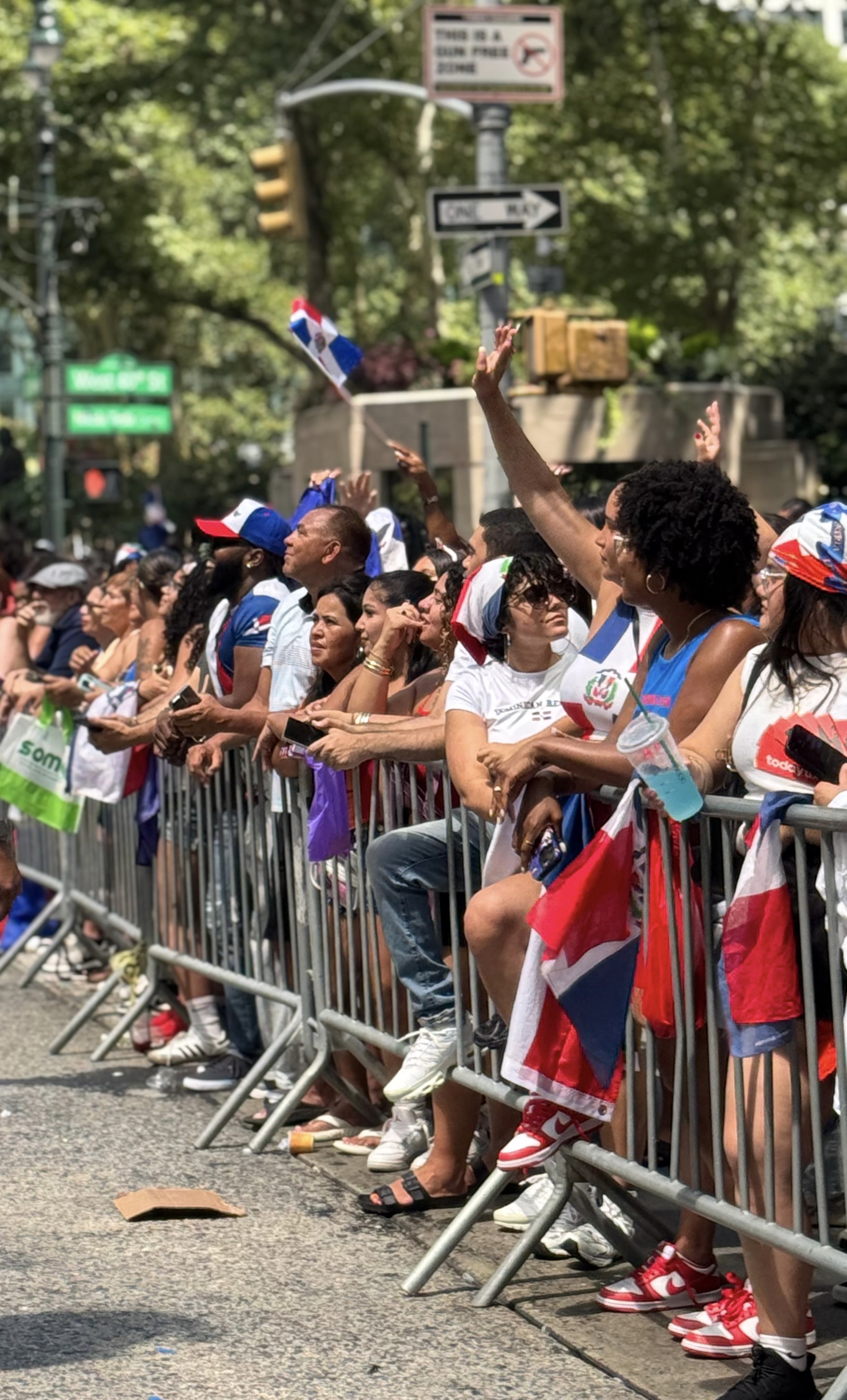 Nueva York se viste con los colores de la República Domincana en 44to Desfile Nacional - Image 3