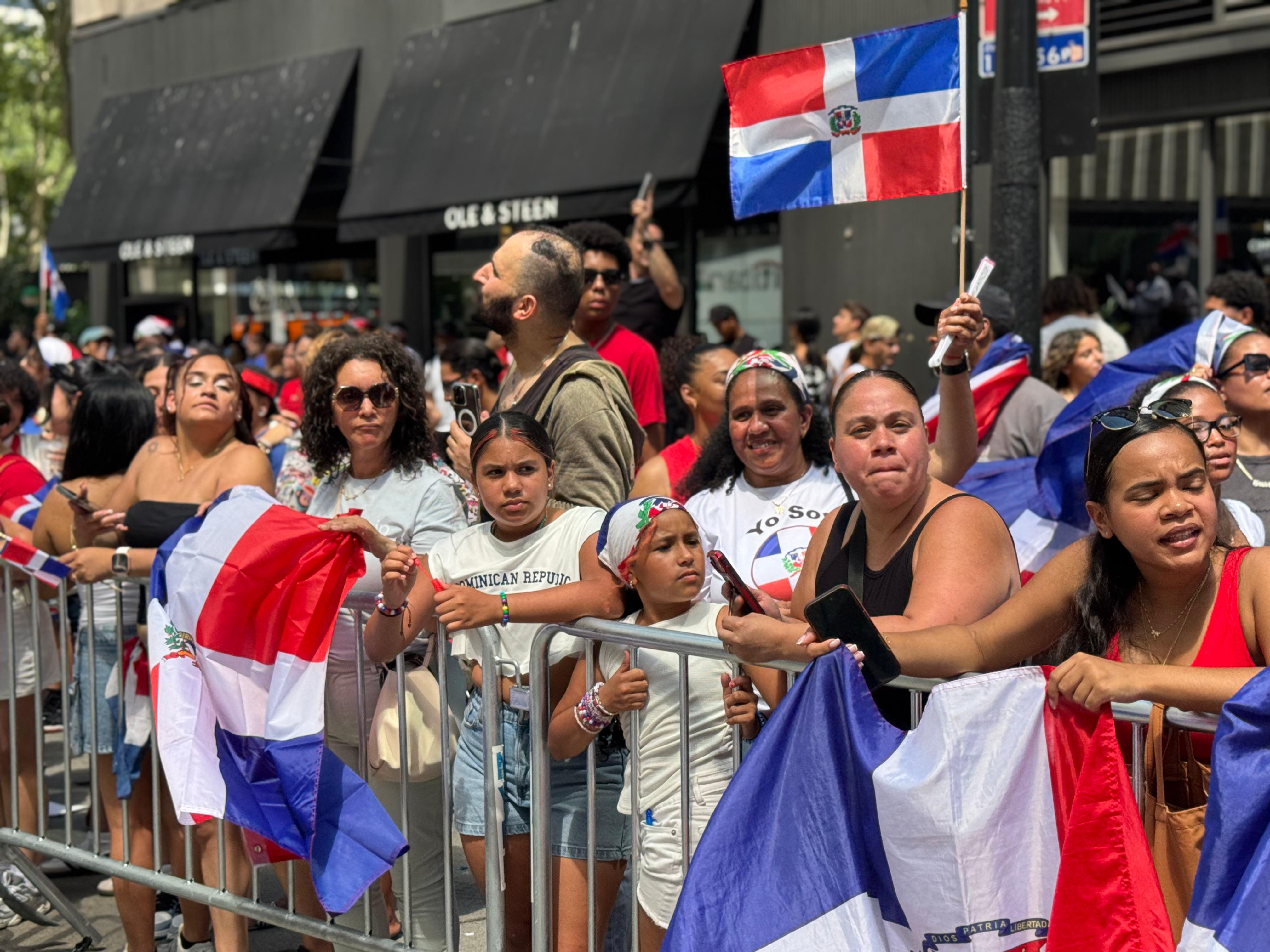 Nueva York se viste con los colores de la República Domincana en 44to Desfile Nacional - Image 4