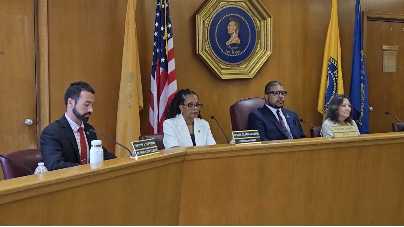 Bandera de RD es izada por ocasión primera ciudad de Hackensack - Image 3